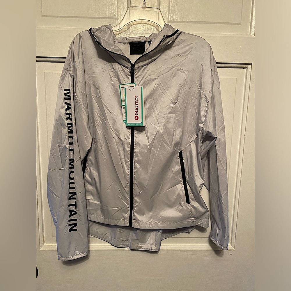 Marmot Women’s windbreaker jacket